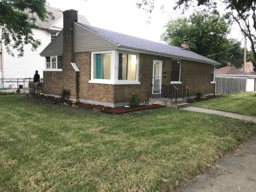 8559 Lowe Ave, Chicago, IL 60620-1934