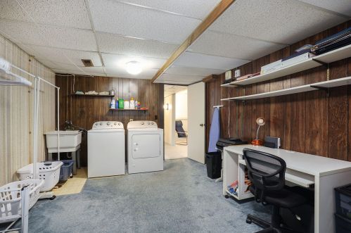 4787 Grenadier Dr, Wyoming MI exterior