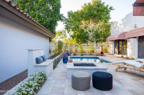 6184 28th Pl, Phoenix AZ  85016-2156 exterior