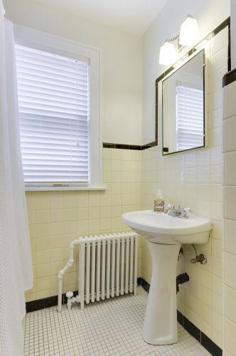 1815 Juliet Ave, Saint Paul MN 55105-2124 exterior