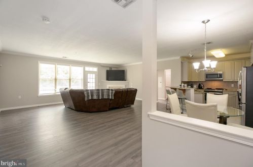 314 Masterson Ct, Trenton, NJ 08618-1439