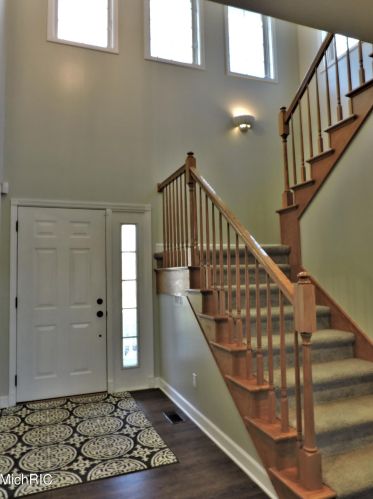 23297 Maplehill Dr, Big Rapids, MI 49307-9261