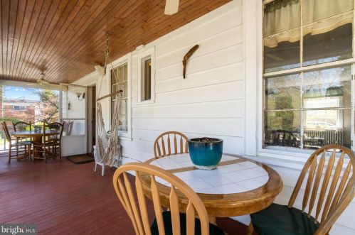 10 Argyle St, Rockville MD 20850-4417 exterior