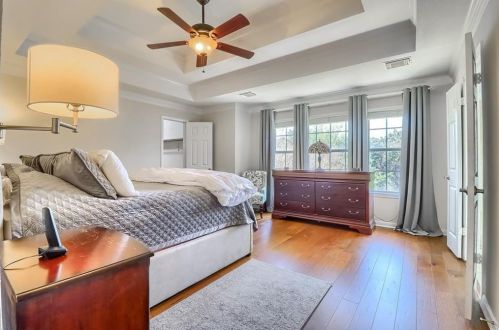 4948 China Gdn Dr, Austin TX 78730-3576 exterior