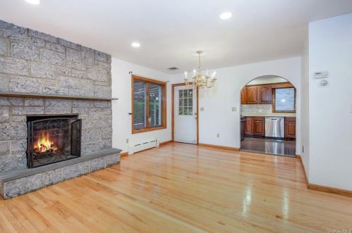 2655 Netherland Ave, Bronx NY 10463-4808 exterior