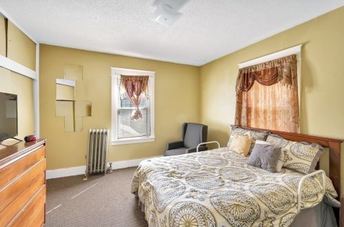 13 Bonner St, Chicopee MA 01013-1127 exterior