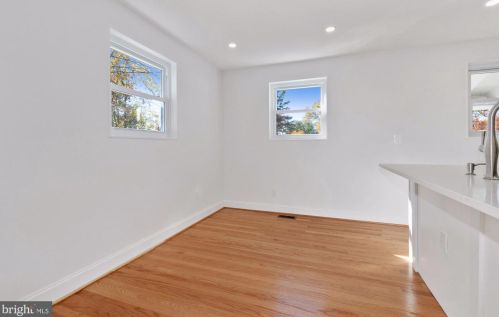 4608 Coachway Dr, Rockville MD  20852-2338 exterior