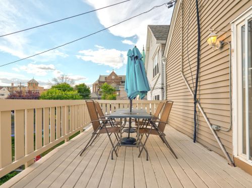 3032 48 Ct, Chicago IL 60804-3641 exterior