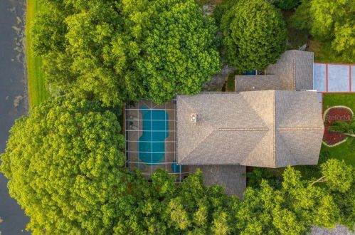 15704 Mifflin Ct, Tampa FL exterior