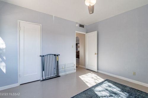 2221 2 St, Tucson AZ 85711-1058 exterior