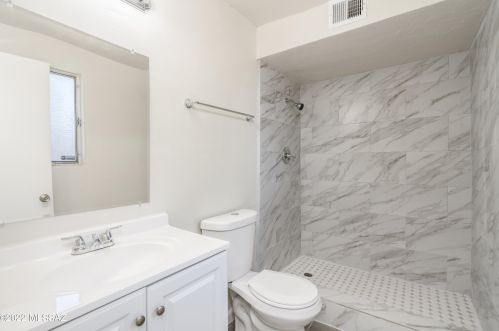 7101 30th St, Tucson, AZ 85710-5709