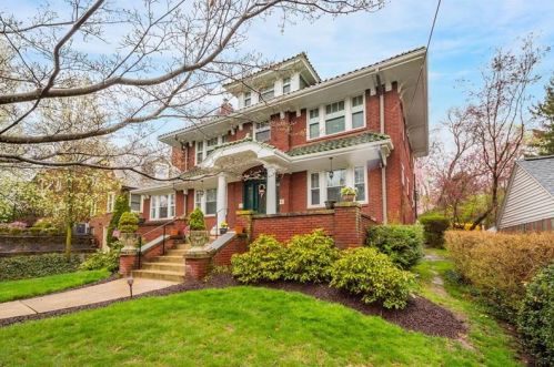 43 Mount Lebanon Blvd, Pittsburgh, PA 15228-1834