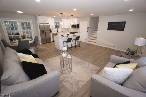 104 Elmora Ave, Cranford NJ 07016-1939 exterior