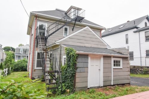 39 Clifford St, Boston MA exterior