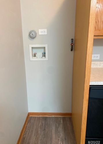 7915 Grand Ave, Chicago IL  60707-1851 exterior