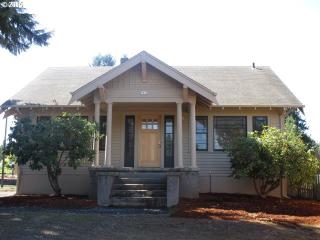 9670 Frewing St, Portland, OR 97223-5073