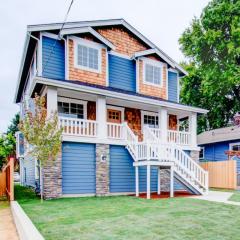 8025 14 Ave, Seattle WA  98166-2817 exterior