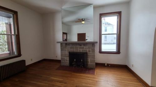 1324 4th Ave, Moon Twp PA  15108-1675 exterior