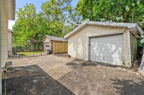 305 Isabella Ave, Irvington NJ  07111-2507 exterior