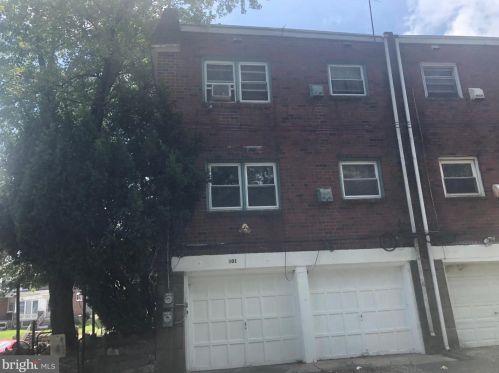 101 Main St, Darby PA 19023-2936 exterior