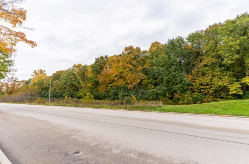 9063 70, Milwaukee WI 53223-2113 exterior