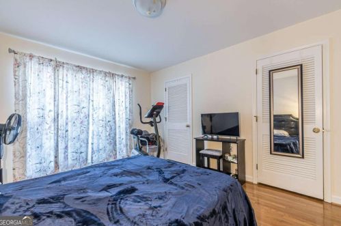 1620 Chevron Way, Atlanta GA  30350-4430 exterior