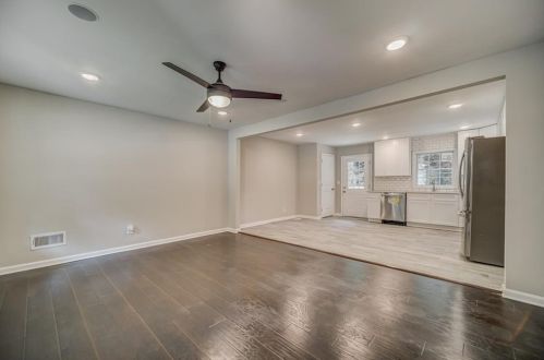 4393 Creek Valley Ct, Atlanta GA  30331-6515 exterior