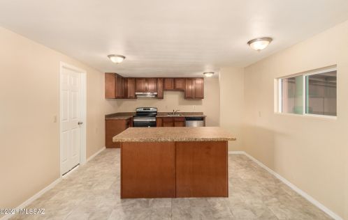 11265 Annemarie Dr, Tucson AZ  85736-1383 exterior