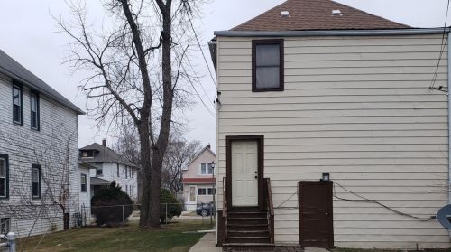 121 10 Ave, Broadview IL 60153-1987 exterior