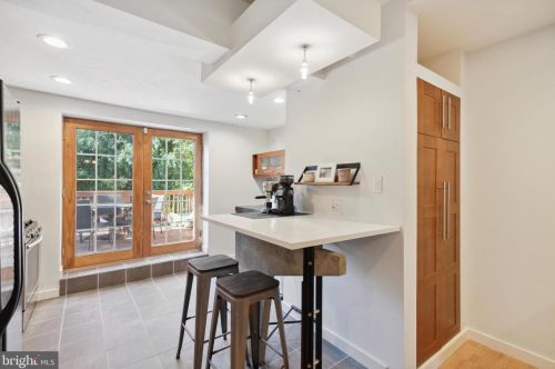 4328 Fleming St, Philadelphia PA 19128-4809 exterior