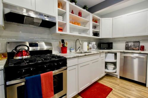 514 Monastery Pl, Union City NJ 07087-3305 exterior