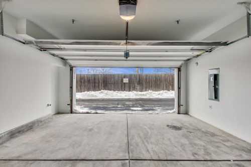 1924 Lotus Ave, Chicago IL 60639-1435 exterior