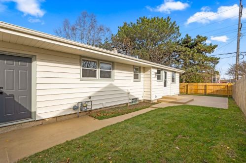 6035 Darnel Ave, Milwaukee WI  53223-3555 exterior