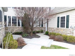23 Pinehurst Cir, Monroe, NY 10950-5567