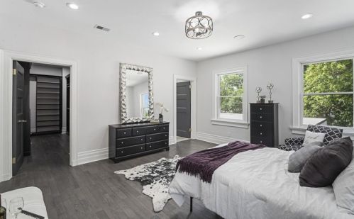 5532 Forbes Ave, Pittsburgh PA  15217-1126 exterior