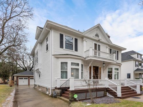 815 13 St, Manitowoc WI 54220-5101 exterior