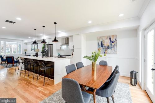 1427 Parkwood Pl, Washington DC  20010-3218 exterior