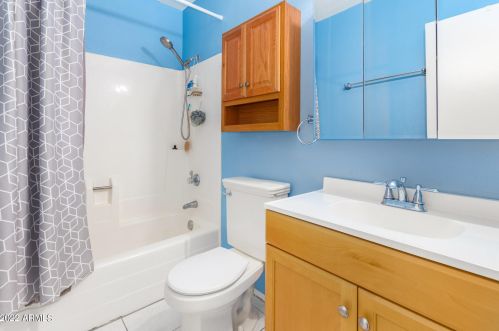 1829 Ardmore Dr, Phoenix AZ  85042-8038 exterior