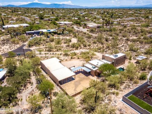 540 Deone Cir, Tucson, AZ 85704-6922