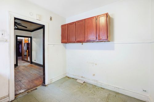 718 50th Pl, Chicago IL 60609-5155 exterior