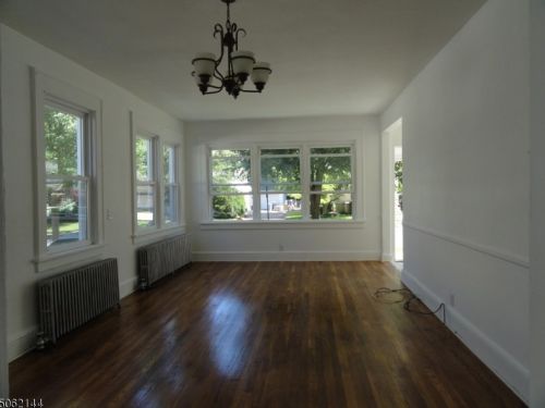 32 Mawhinney Ave, Paterson NJ 07506-1208 exterior