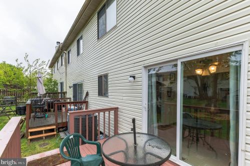 64 Liborio Ln, New Castle DE 19720-4651 exterior