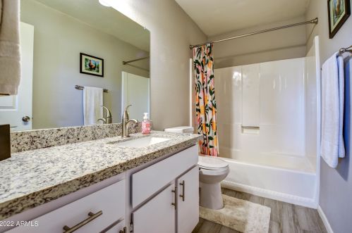 11620 30 Ln, Phoenix AZ 85027-1747 exterior