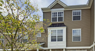 40 Junegrass Way, Hackettstown, NJ 07840-4539