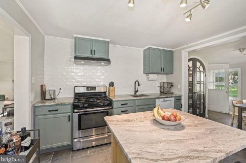 10112 Grant Ave, Silver Spring MD  20910-1047 exterior