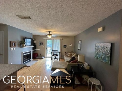 602 Granville Ct, Atlanta GA  30328-3443 exterior