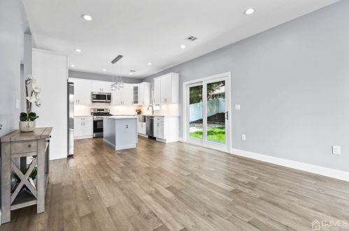 28 Twain Ave, Old Bridge NJ  08857-2110 exterior