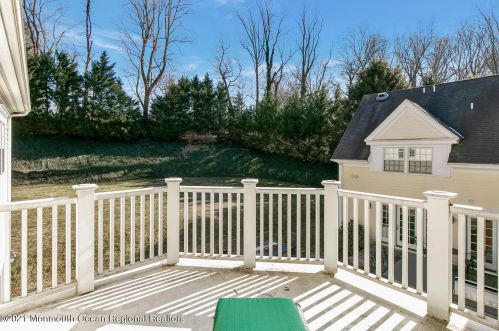 41 Marlpit Pl, Middletown NJ 07748-2028 exterior