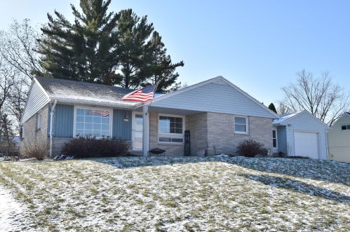 6815 Bottsford Ave, Milwaukee, WI 53220-3481