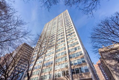 336 Wellington Ave, Chicago IL  60657-5650 exterior